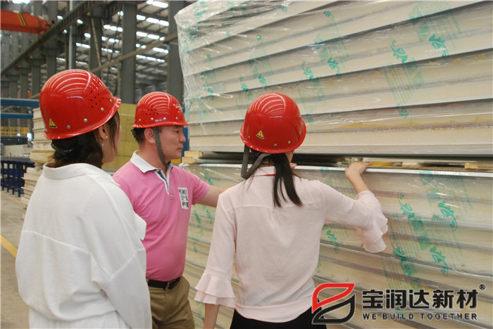 蒙古國客戶來訪寶潤達參觀考察