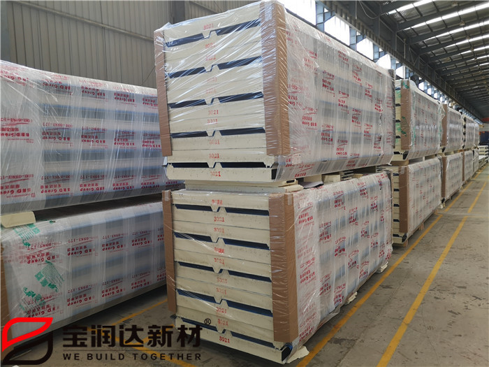 寶潤達(dá)供應(yīng)焦作聚氨酯屋面夾芯板