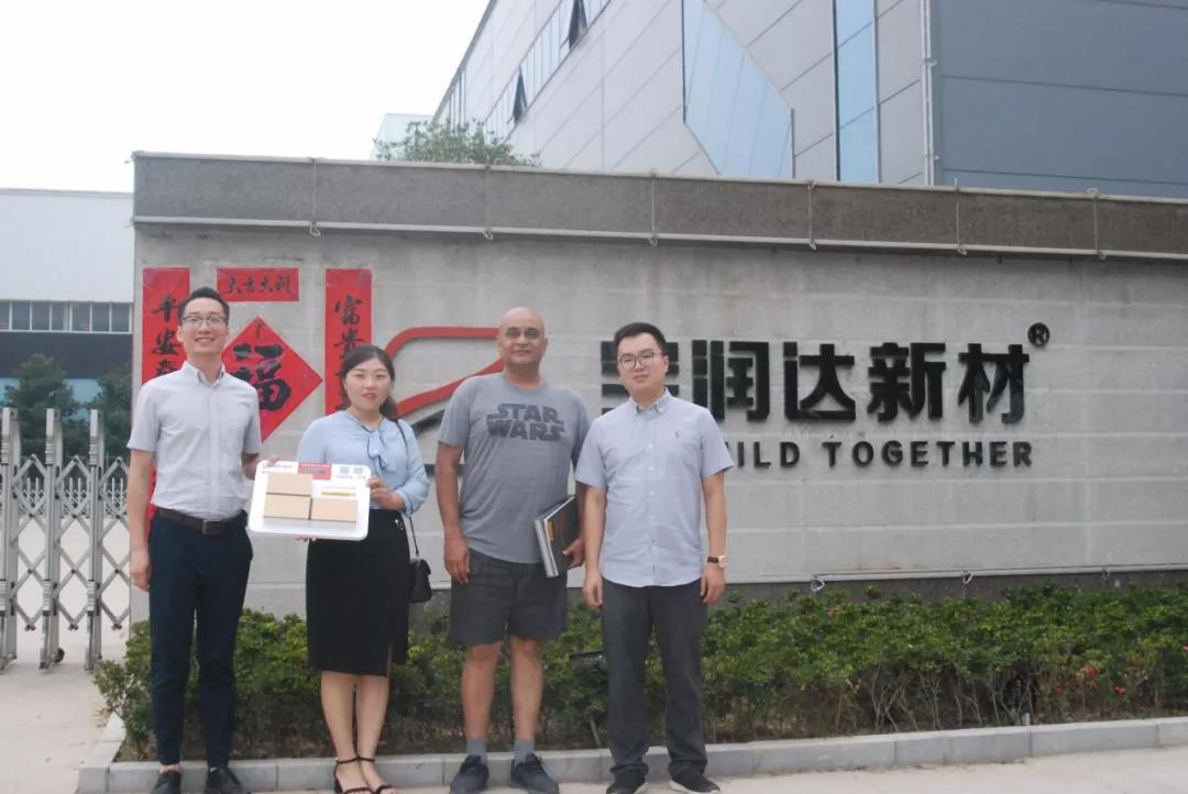 再拓海外版圖，美國Rocky先生來訪寶潤達洽談一體板項目