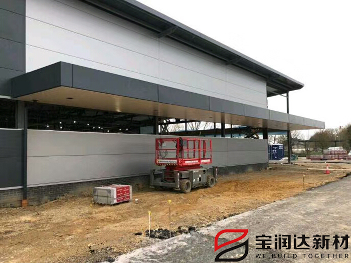 寶潤(rùn)達(dá)聚氨酯巖棉墻面板毛里求斯廠房項(xiàng)目