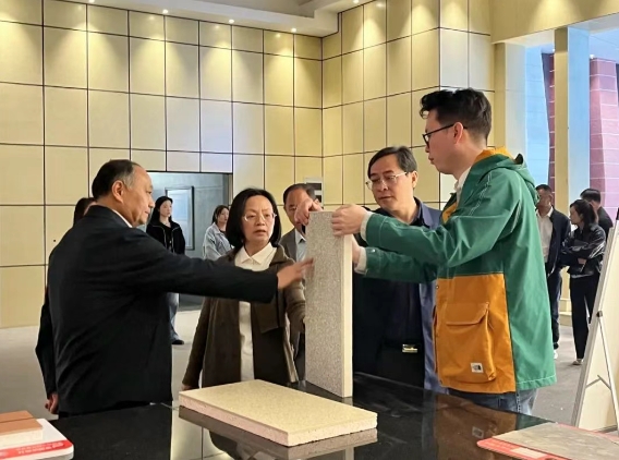 寶潤達(dá) 寶潤達(dá)